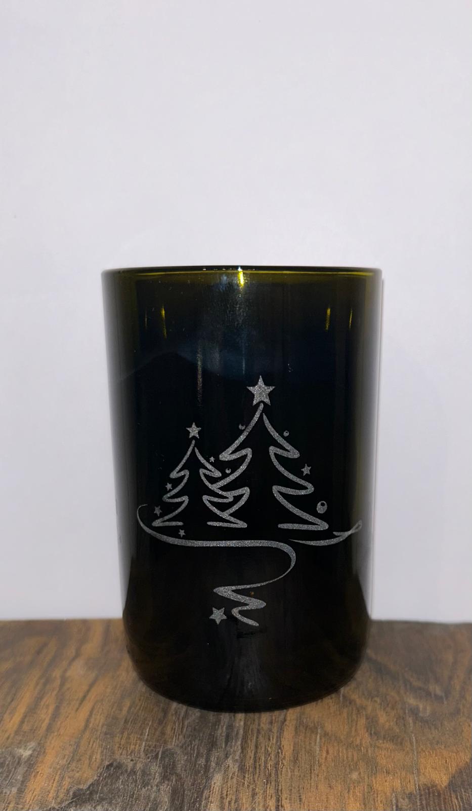 Klassisches Upcycling-Glas zum Vergleich